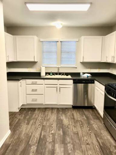 Main picture of 1502 Carriage Hills Trl