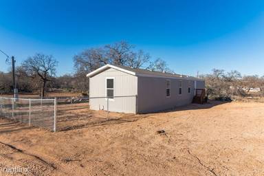 Main picture of 219 E Castleshoals Dr