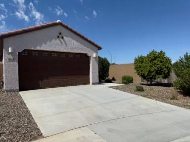 Main picture of 8344 N 170th Ln