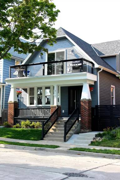 Main picture of 814 E Meinecke Ave