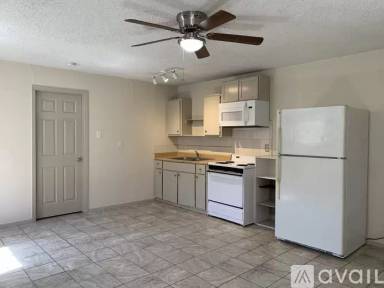 Main picture of 607 Barbe St