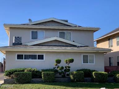Main picture of 1523 W 81st St