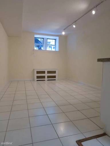 Main picture of 431 East 83rd St