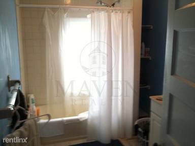 Main picture of 70 Lowden Ave