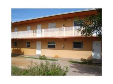 Main picture of 1265 W 24th St