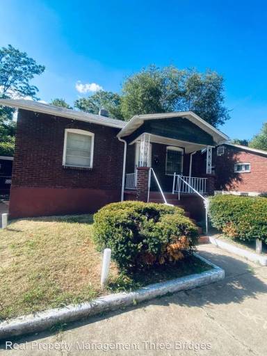 Main picture of 2135 Crescent Ave