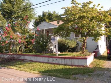 Main picture of 228 South St SE