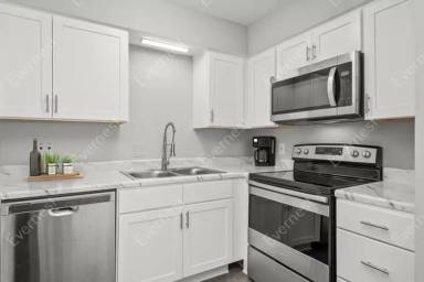 Main picture of 126 Walton Ferry Rd