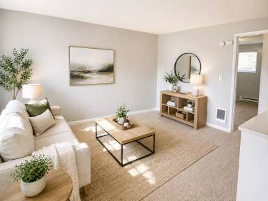 Main picture of 20333 15th Ave NE