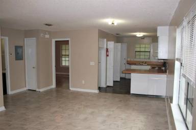 Main picture of 6310 Delacy Rd