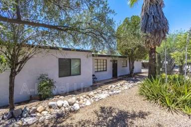 Main picture of 1910 N Tyndall Ave