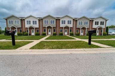 Main picture of 1525 W 96th Ave