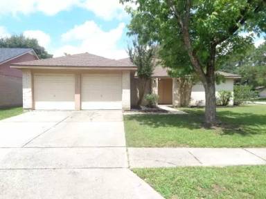Main picture of 21743 Hedgewick Ct