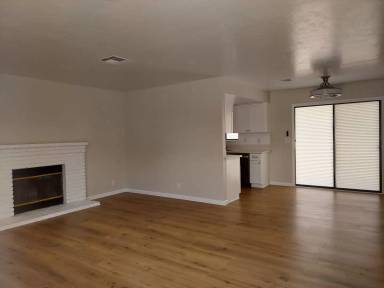 Main picture of 612 W Graaf Ave