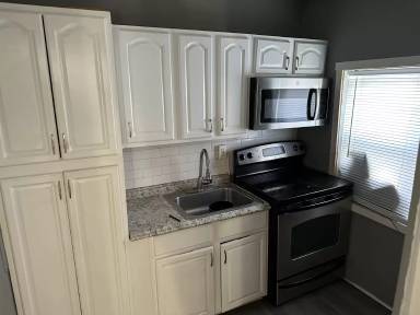 Main picture of 630 E Chelten Ave
