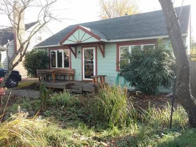 Main picture of 2310 N Wygant St