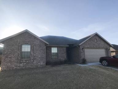 Main picture of 1272 Silver Oak St