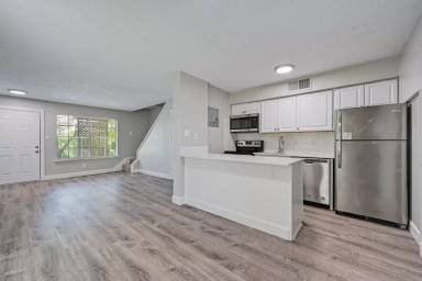 Main picture of 1200 Banister Ln