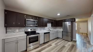 Main picture of 209 W Dove Ln