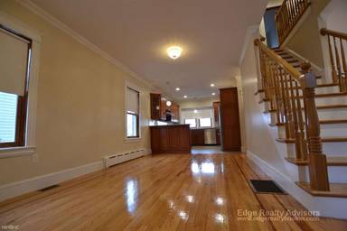 Main picture of 150 Bigelow St
