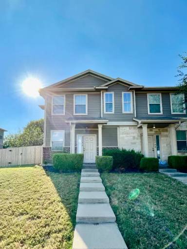Main picture of 13804 Harris Ridge Blvd