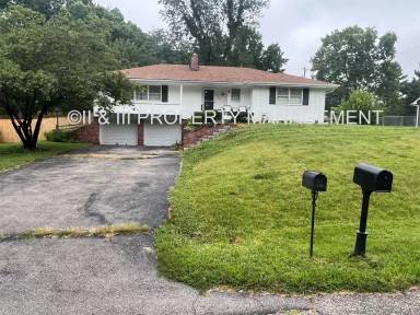 Main picture of 2315 N 87th St