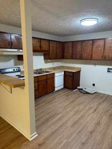 Main picture of 112 Bayberry Ct