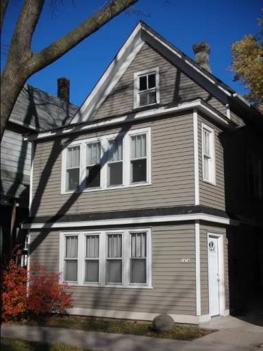 Main picture of 2456 N Bartlett Ave
