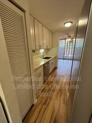 Main picture of 94-368 Kapuahi St