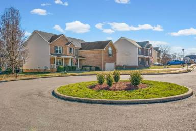 Main picture of 2499 Old Timber Ct