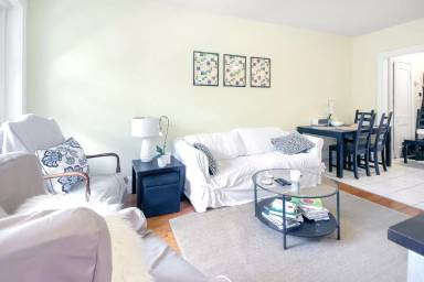 Main picture of 18 Melvin Ave