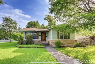 Main picture of 1310 Aggie Ln