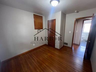 Main picture of 709 5th Ave SW