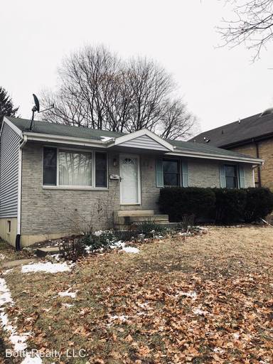 Main picture of 220 S Gardiner Ave