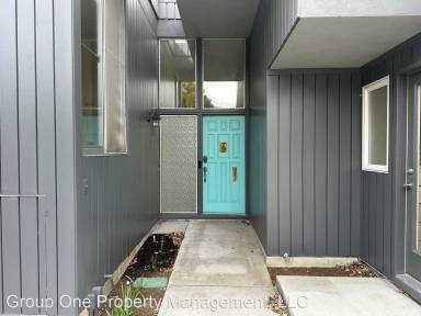 Main picture of 1801 S Roosevelt St