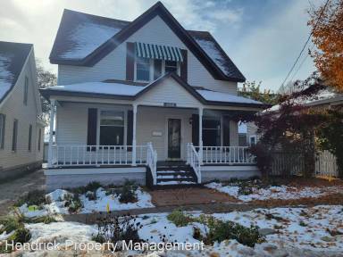 Main picture of 606 Columbus Ave