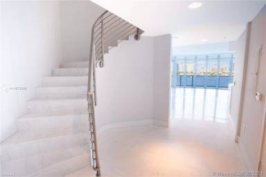 Main picture of Marina Palms Residence