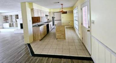 Main picture of 3318 Broadview Dr