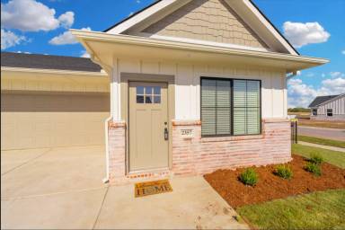 Main picture of 2299 S Spring Hill Ct