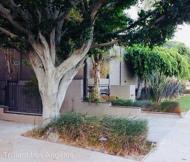 Main picture of 1118 E Palmer Ave