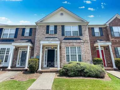 Main picture of 4682 Liberty Square Dr