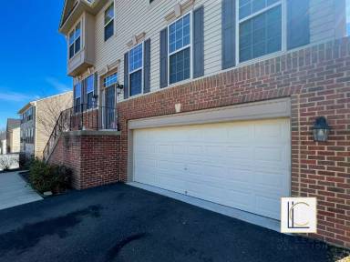 Main picture of 12910 Hallwood Pl