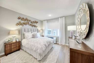 Main picture of 10 Harrison Ave