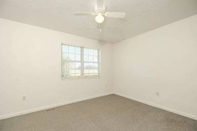 Main picture of 587 Baker Rd