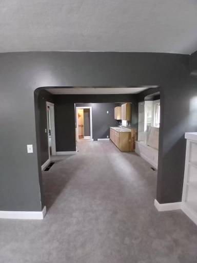 Main picture of 10914 Revere Ave
