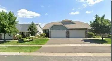 Main picture of 6230 Shadyview Ln N
