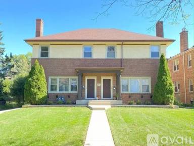 Main picture of 111 N Clara Pl