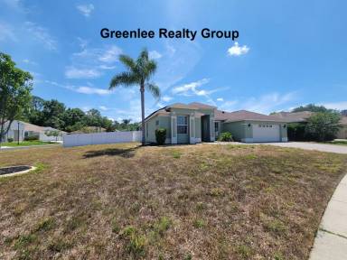Main picture of 7916 Roundelay Dr