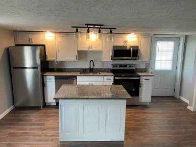 Main picture of 752 Dunmore St