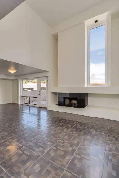 Main picture of 3123 E Sampras Ln